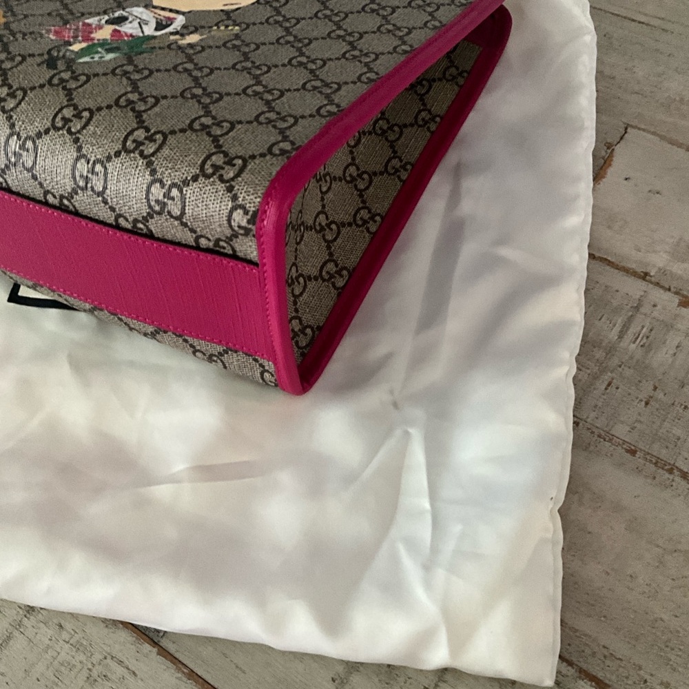 GUCCI GG Supreme Monogram
Punk Print Tote Handbag Hot Pink w Dust Bag - Picture 9 of 15